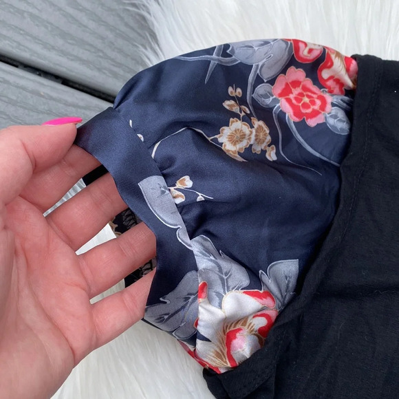 Thrill Y2K floral printed top with black overlay - Picture 4 of 5